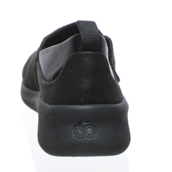 Clarks Women's Sillian 2.0 Ease Slip On Loafer - Picture 3 of 15